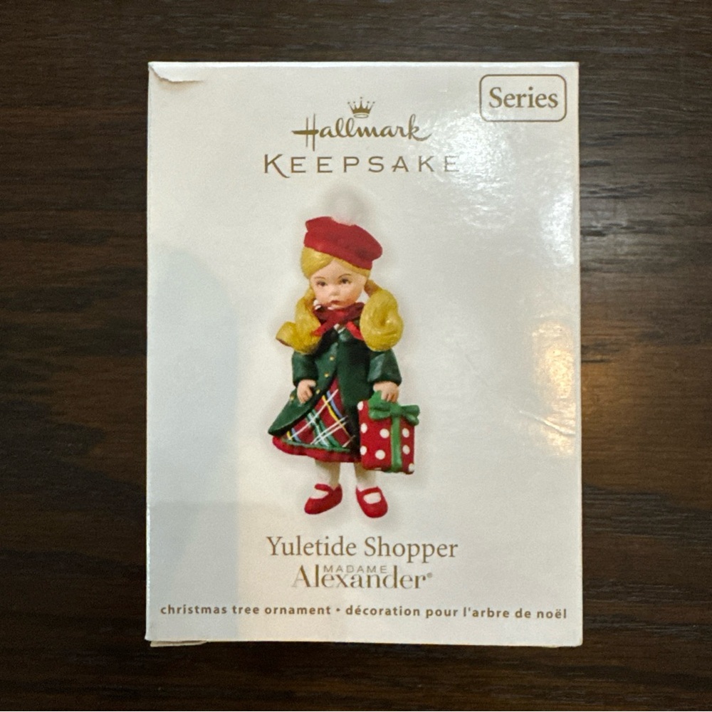 Yuletide Shopper 2011 Hallmark Madame Alexander Series #16 Christmas Ornament